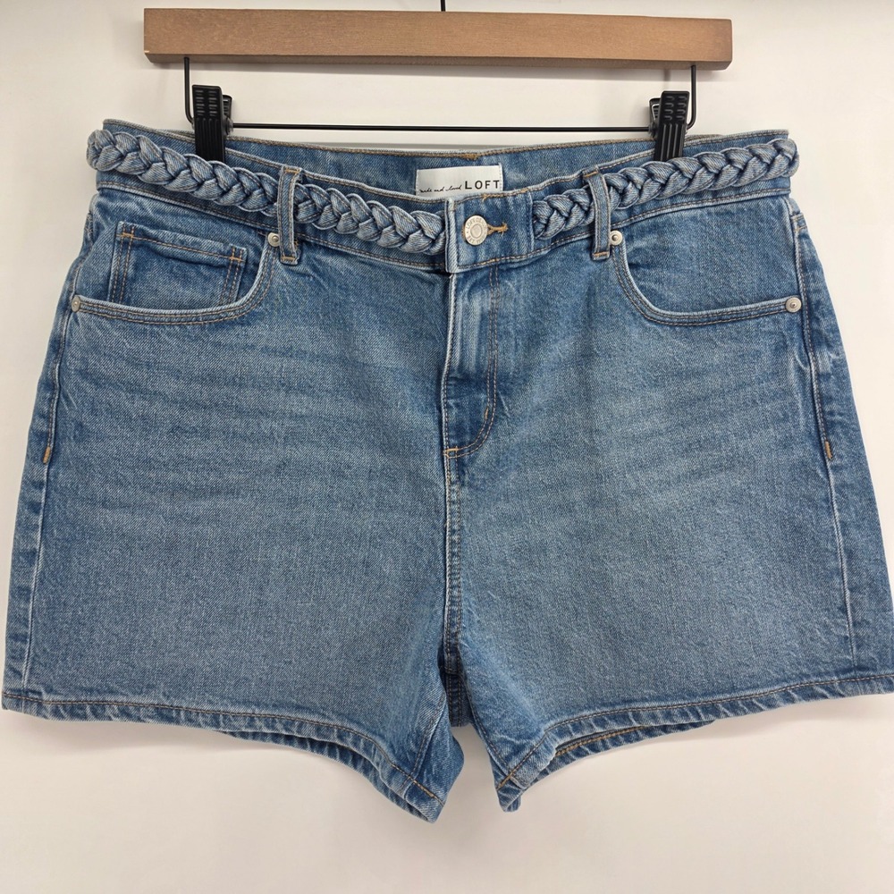 LOFT The Cut Off Shorts Braided Belt Blue Denim Women's Size 30/10 new